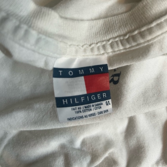 Vintage 90s Tommy Hilfiger Spellout Big Logo Flag T-Shirt - Picture 3 of 3